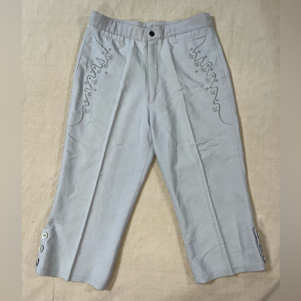 Embroidered Capri Pants